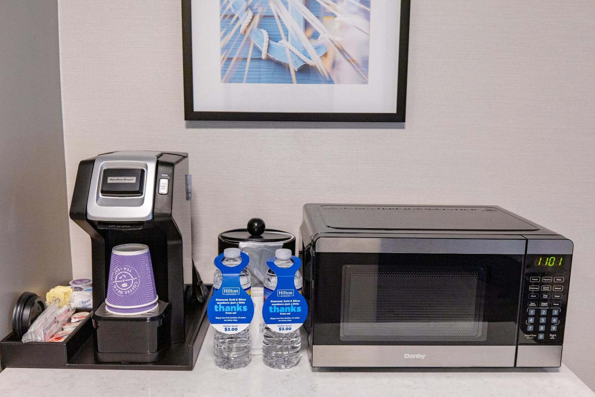 Hilton Garden Inn Lakewood Exteriér fotografie