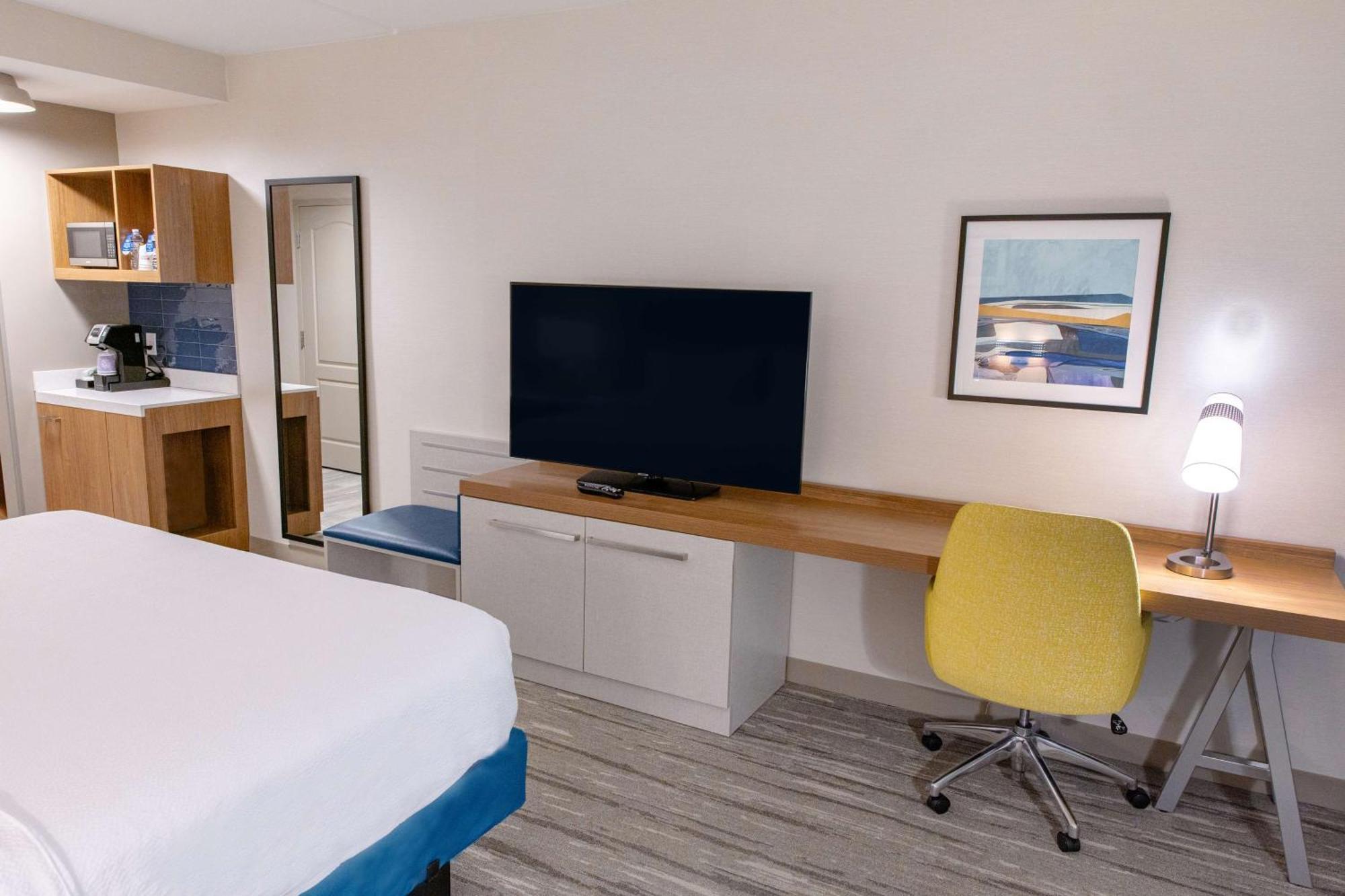 Hilton Garden Inn Lakewood Exteriér fotografie